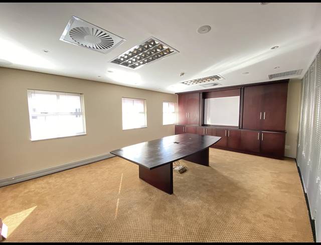 354M² OFFICE TO LET IN STEENBERG